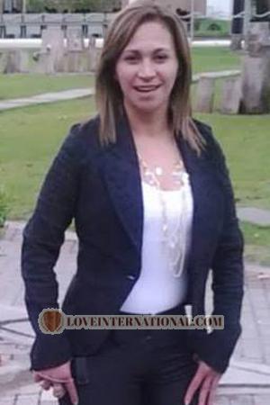 152514 - Claudia Age: 48 - Colombia