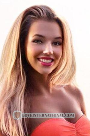 203270 - Kseniya Age: 27 - Russia