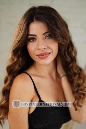 221453 - Alina Age: 32 - Ukraine